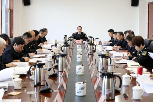 省药监局传达学习贯彻省委十二届十一次全会精神