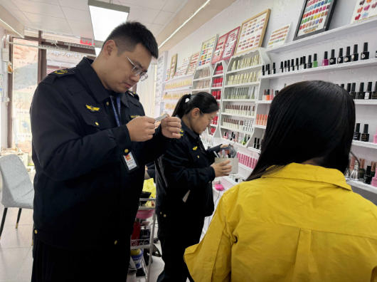 太原市杏花岭区局开展排查行动守护“美丽消费”